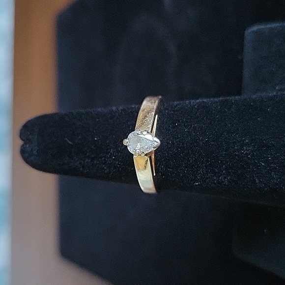 White Gold Diamond Engagement Ring (6.5) - Picture 5 of 10